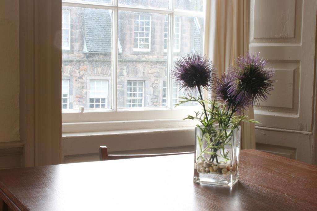Royal Mile Budget Apartments เอดินบะระ ห้อง รูปภาพ